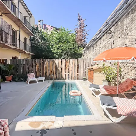Aptw Pool In Heart Of Old Town Apartment Girona