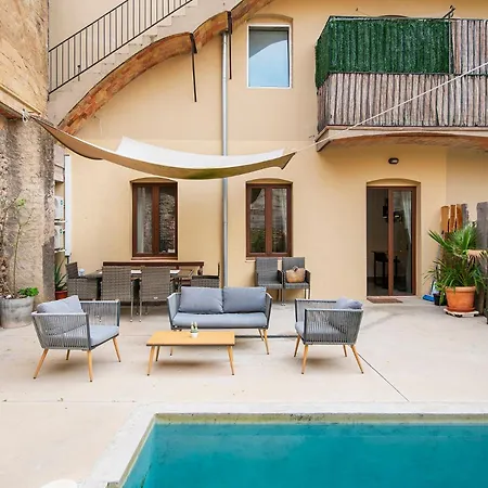 Aptw Pool In Heart Of Old Town *