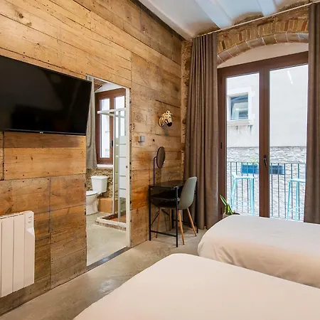 Aptw Pool In Heart Of Old Town Apartment
