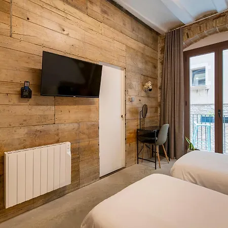 Apartment Aptw Pool In Heart Of Old Town